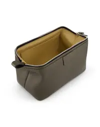 F.HAMMANN | Leather Toiletry Bag | Olive 